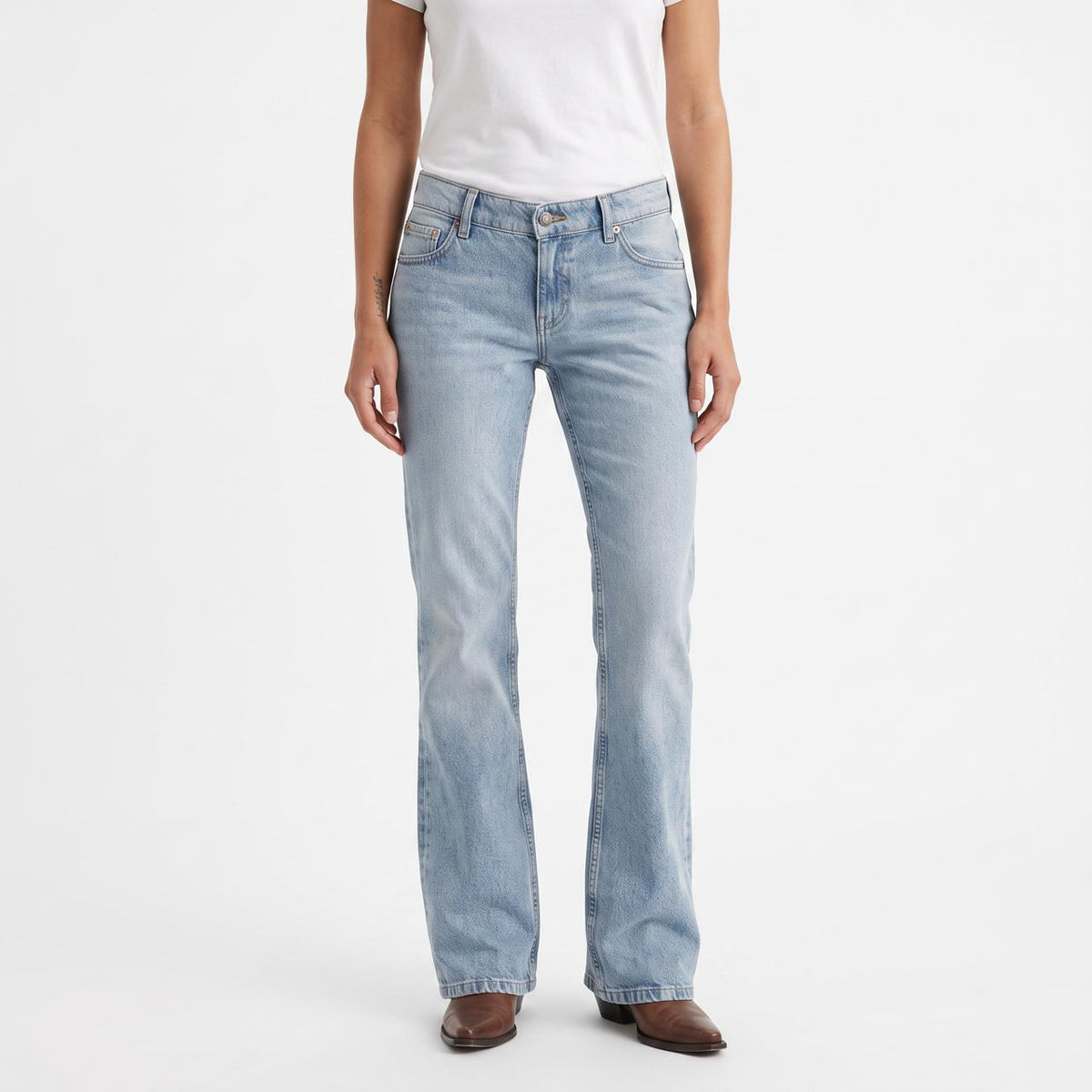 Women's Mid Rise Slim Straight Leg Jeans